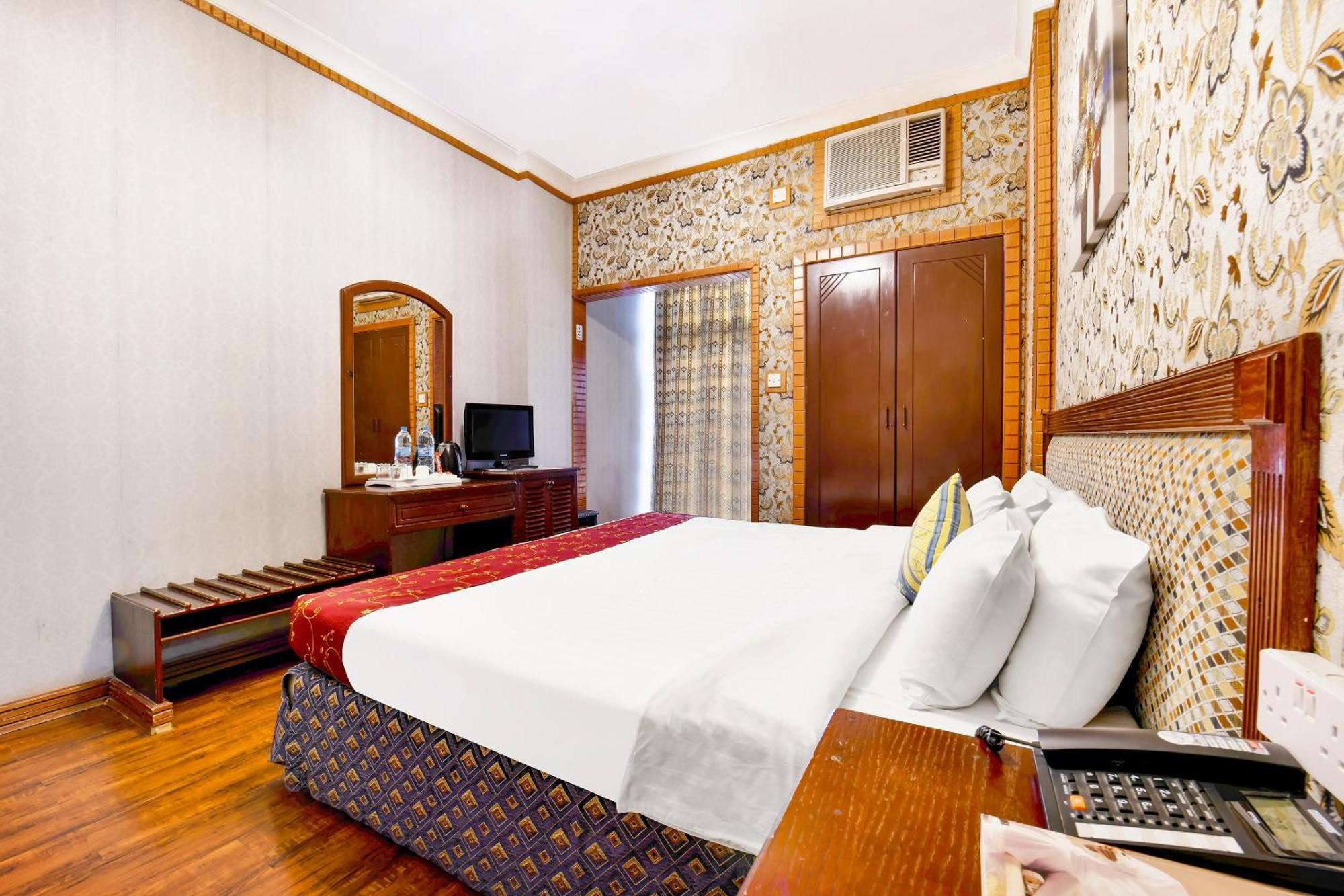Capital O 125 Moon Plaza Hotel Manáma Kültér fotó